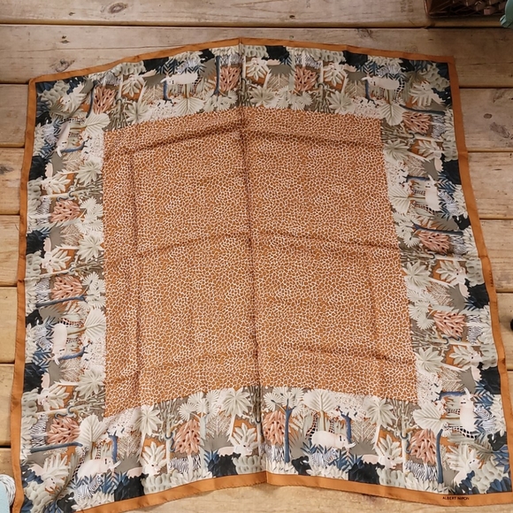 Albert Nipon Jungle Theme Silk scraf - Picture 1 of 3